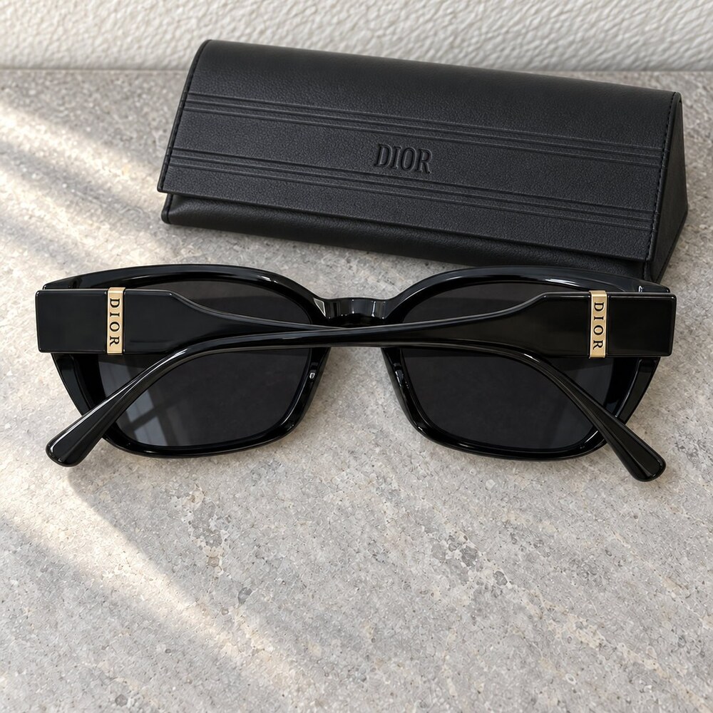 Dior Black Logo Square Sunglasses - Picture 6 of 6